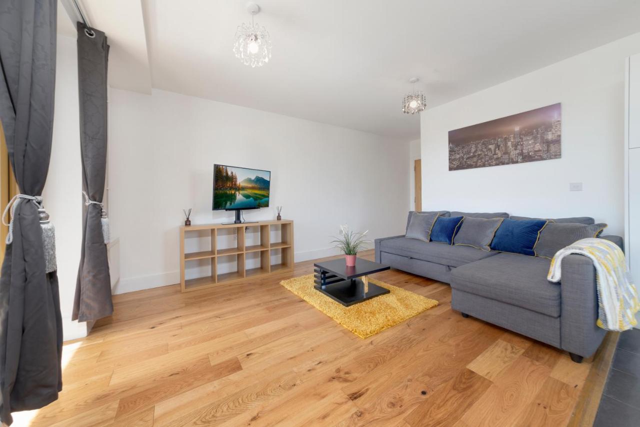 Flourish Apartments - Mulberry House - Tottenham Londra Esterno foto